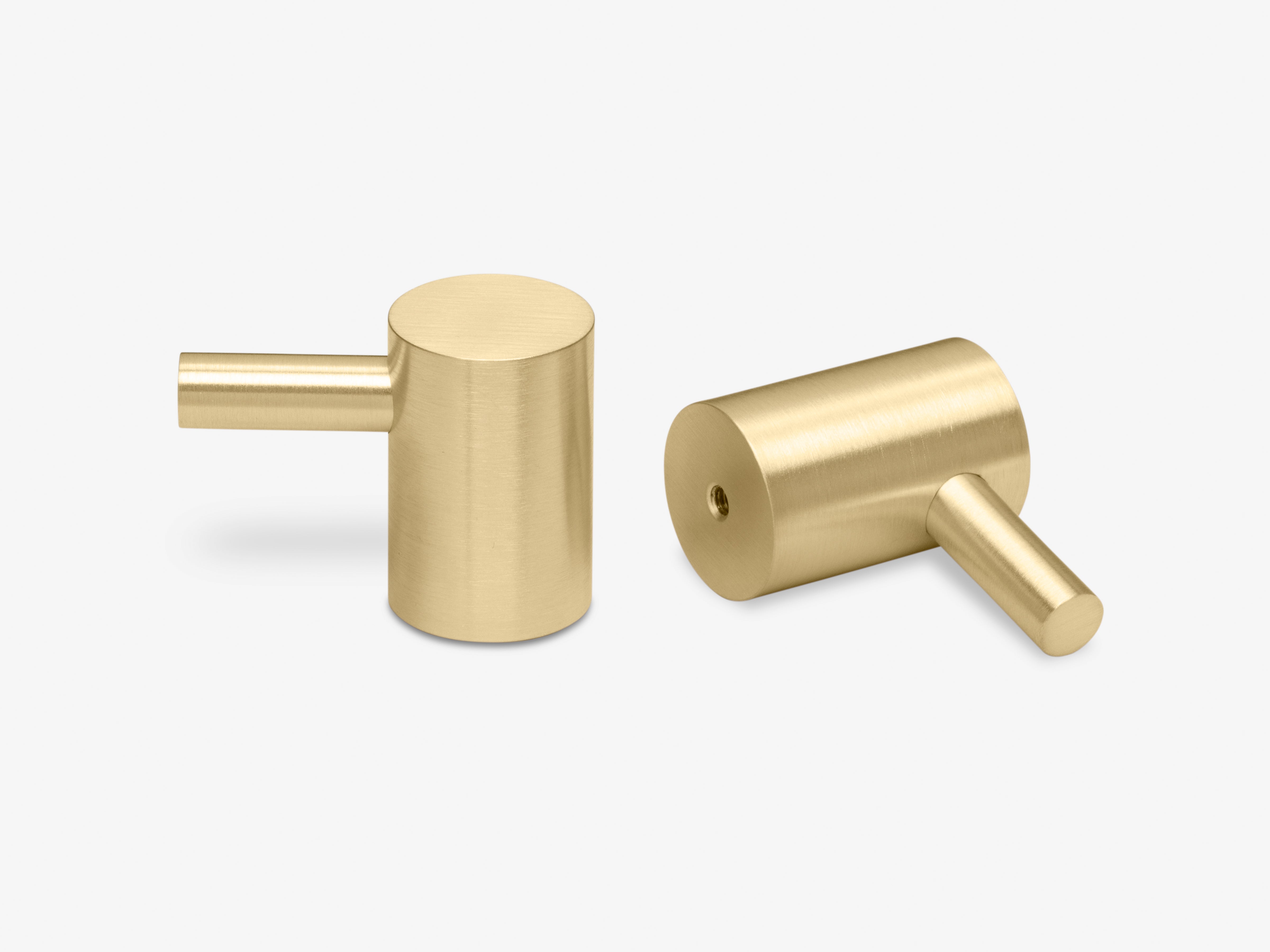 Mills Large / Finger Pull / Brass