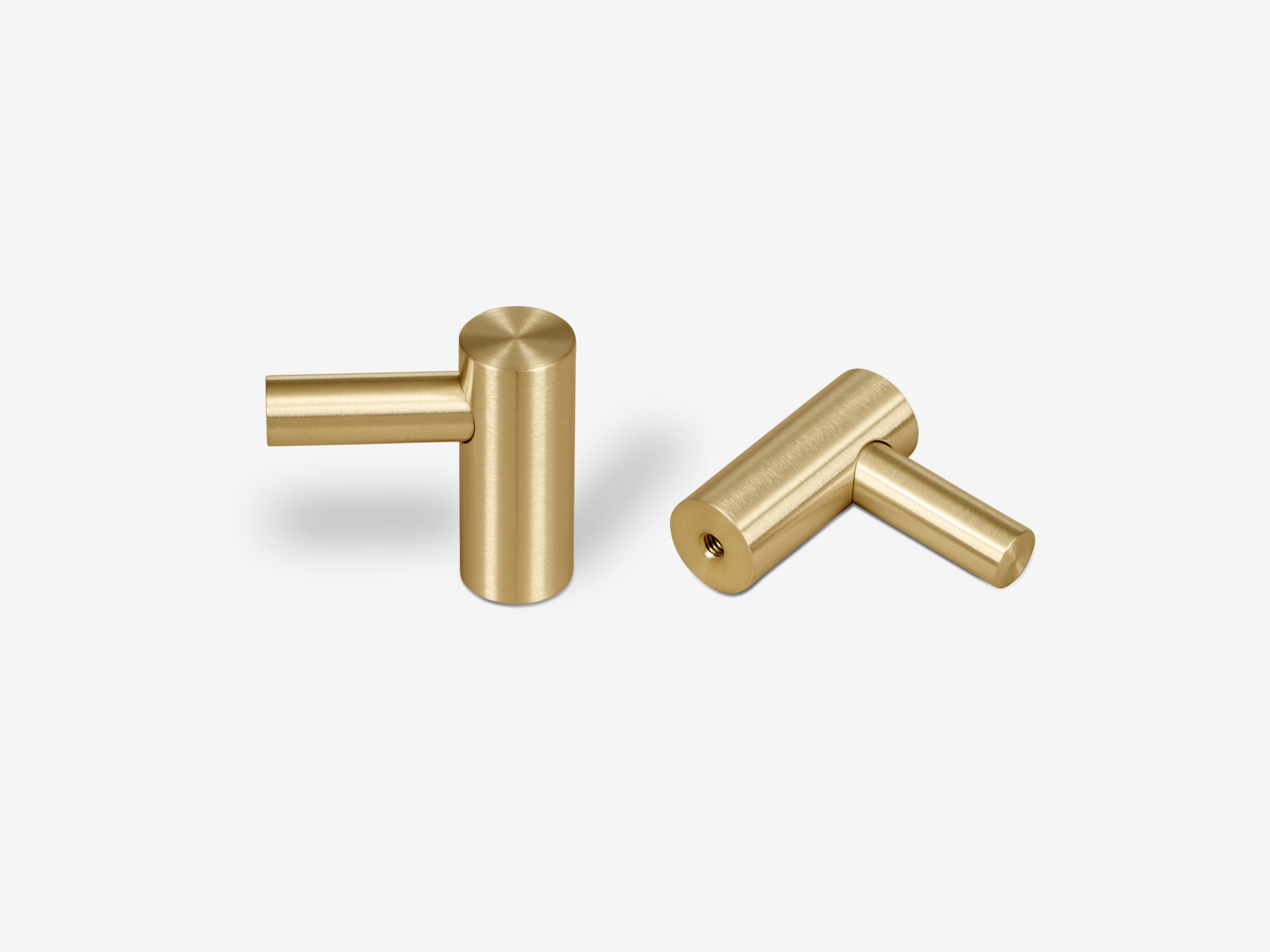 Mills Small / Finger Pulls / Brass