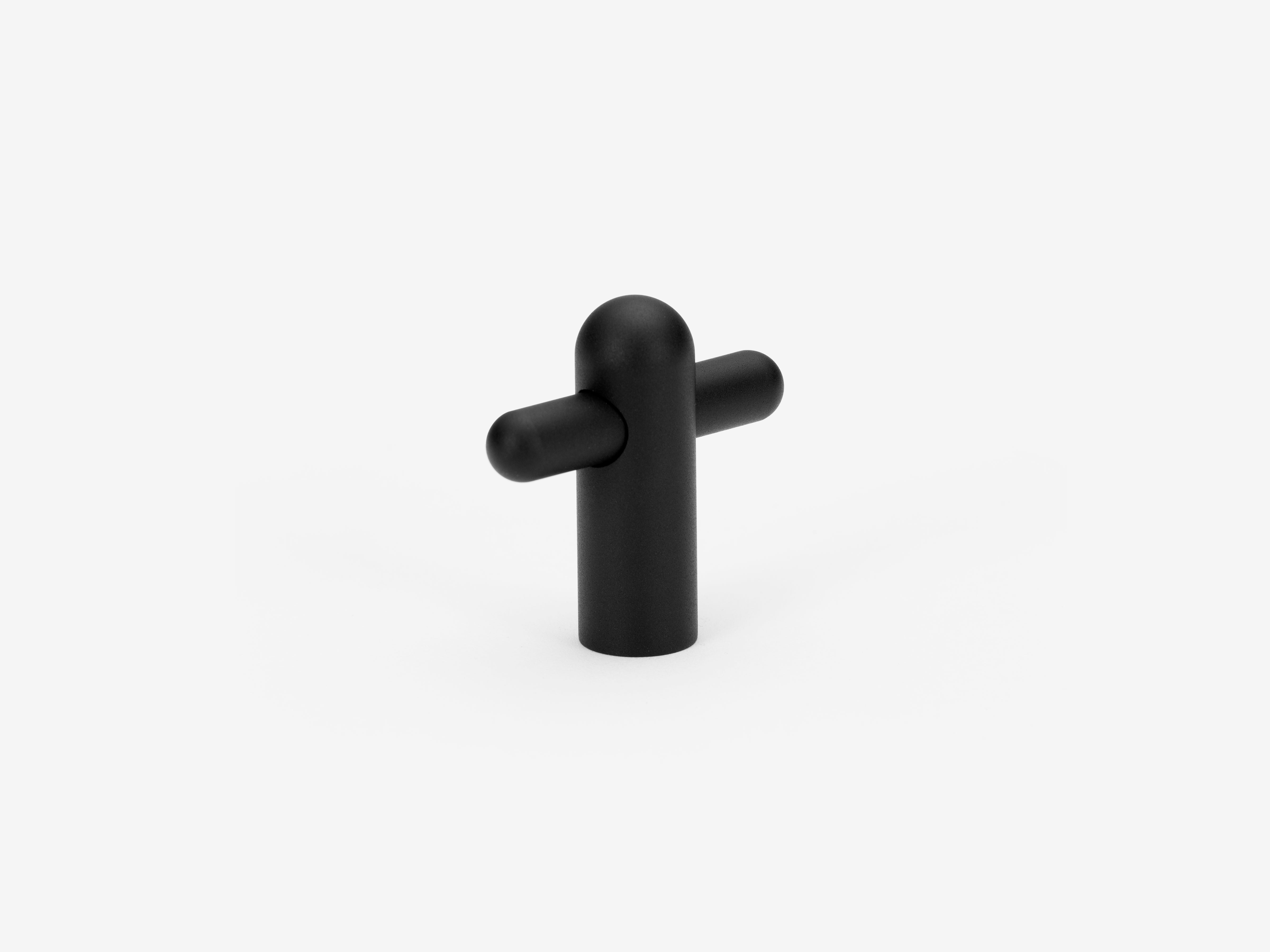 Delta Small / Knob / Black